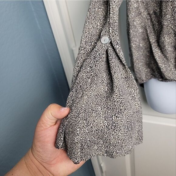 LUCY LOVE Leopard Print Blouse - Picture 3 of 8